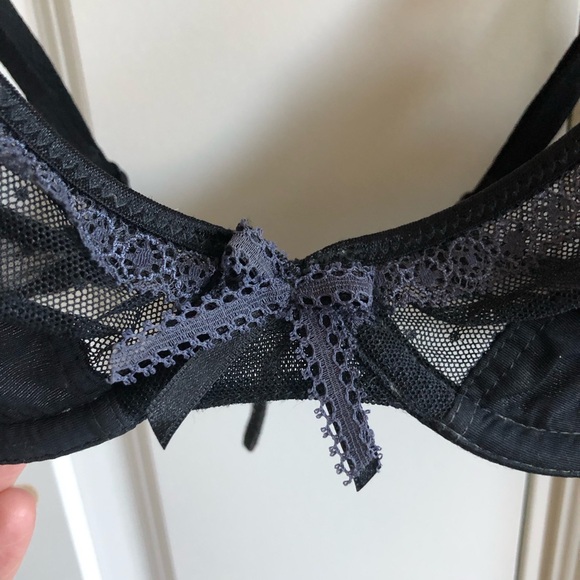 French Lacey bra with mauve fringe - Picture 4 of 10